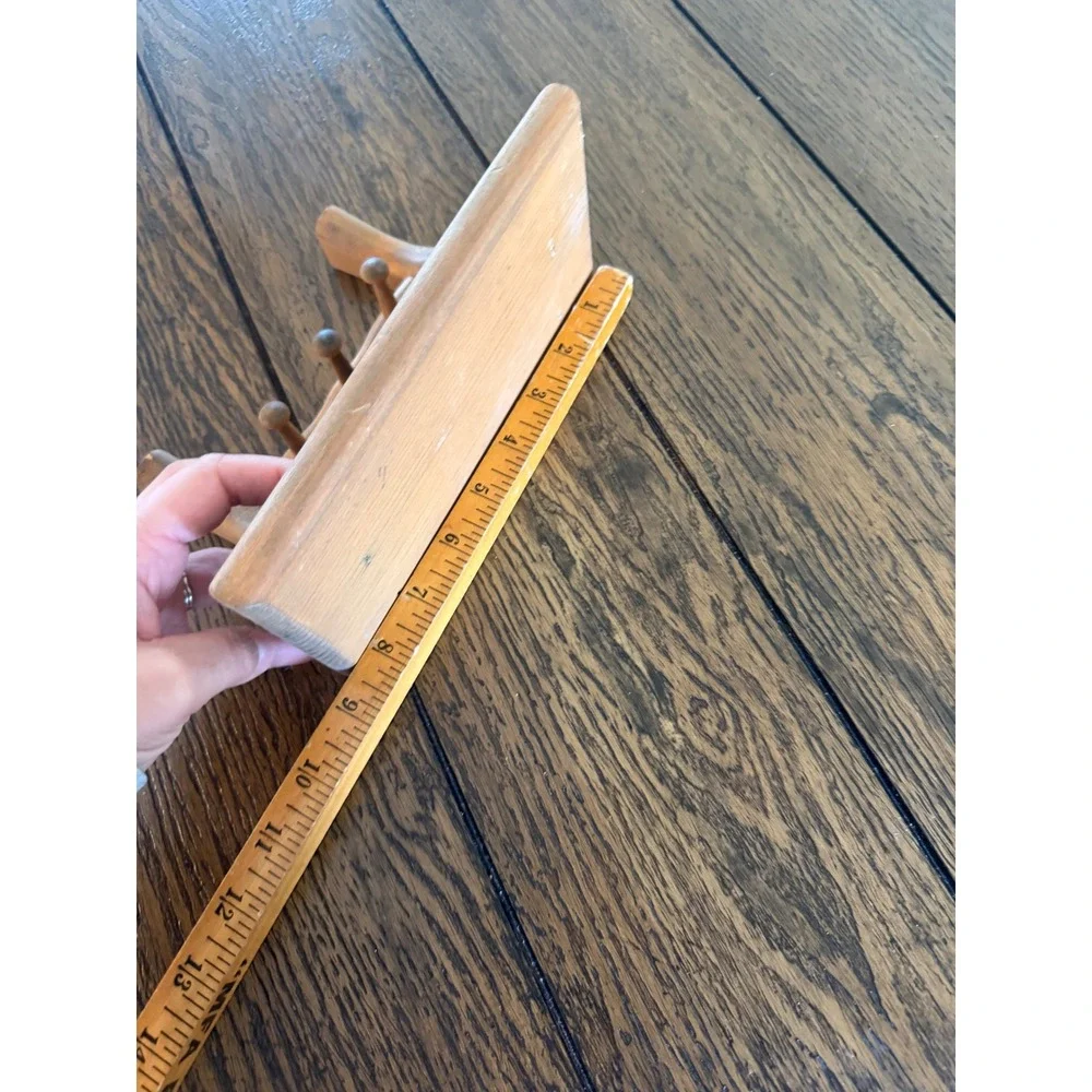 Vintage Wooden Wall Shelf Small Brown Good Rustic 3-Peg Key Rack Entryway